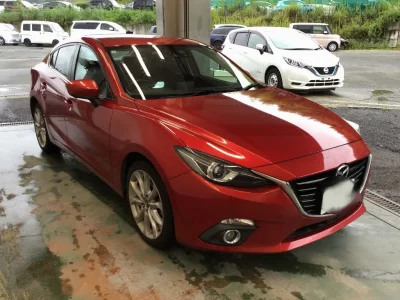 MAZDA AXELA