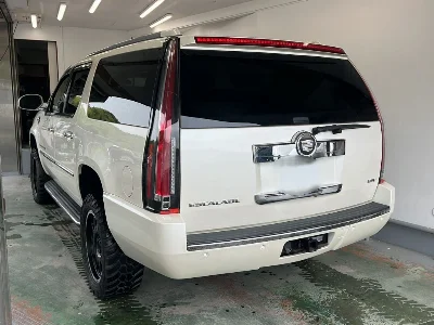 CADILLAC ESCALADE