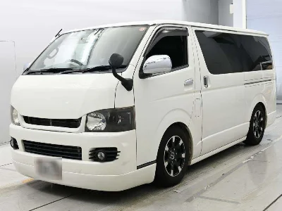 TOYOTA REGIUS VAN