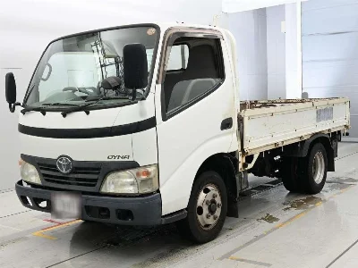 TOYOTA DYNA