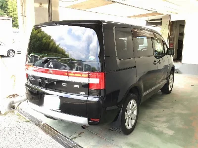 MITSUBISHI DELICA D5