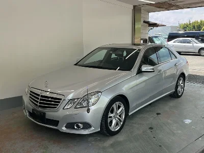 MERCEDES BENZ E CLASS