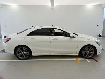 MERCEDES BENZ CLA