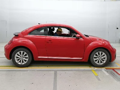 VOLKSWAGEN THE BEETLE