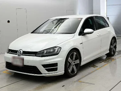 VOLKSWAGEN GOLF R