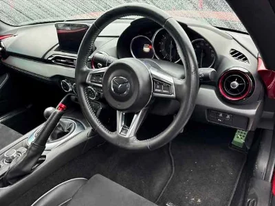 MAZDA ROADSTER