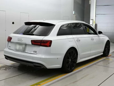 AUDI A6 AVANTE