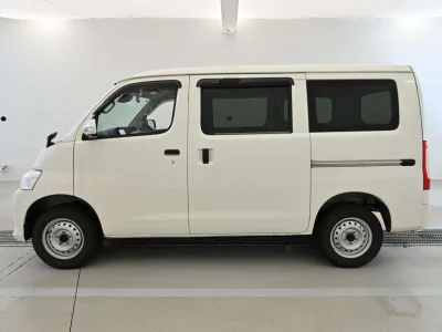 TOYOTA TOWN ACE VAN