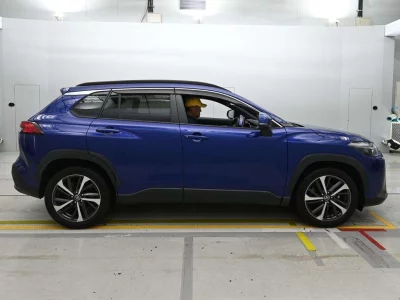 TOYOTA COROLLA CROSS