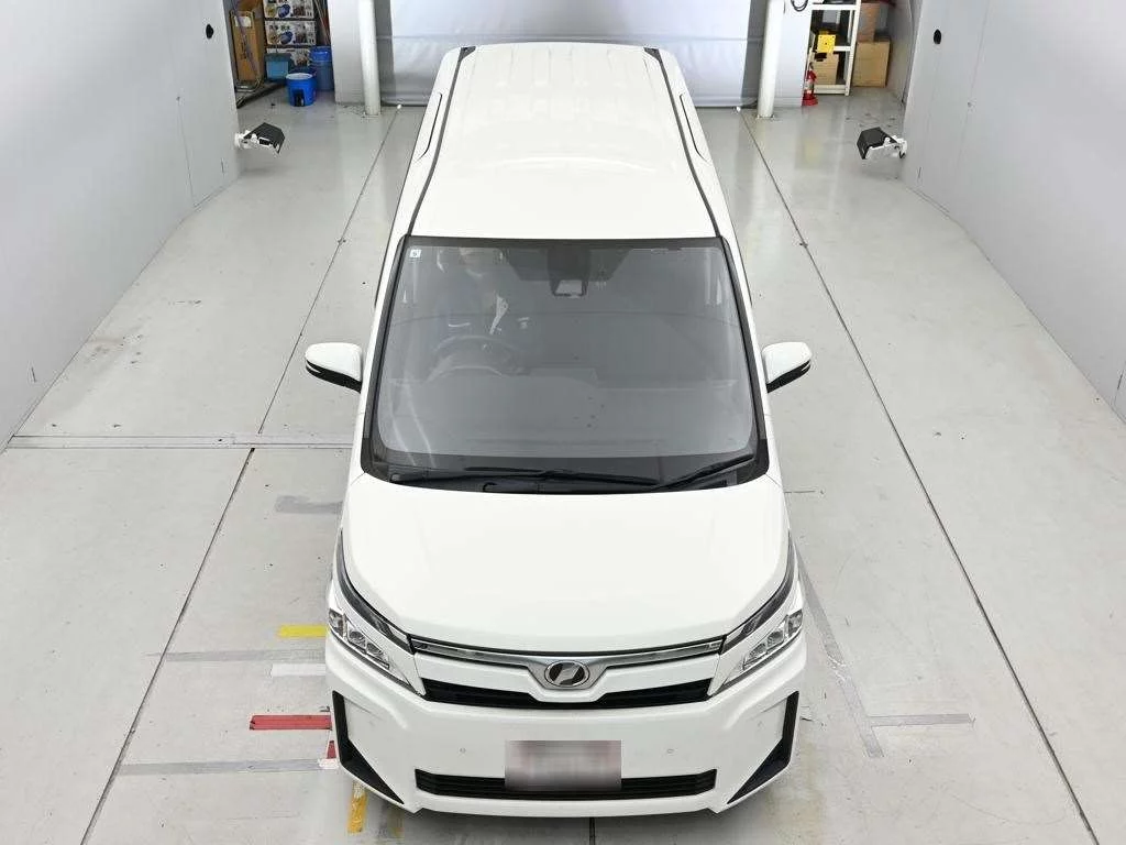 Toyota Voxy X 4WD, миниатюра 7