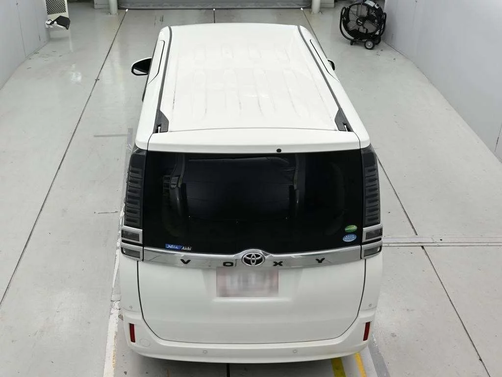 Toyota Voxy X 4WD, миниатюра 8