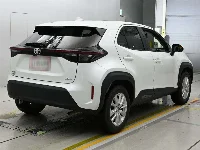 Цена авто Toyota Yaris Cross с аукционов Японии, номер кузова MXPB15, пробег 30 000, оценка 3