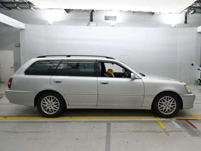 TOYOTA CROWN ESTATE