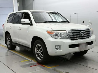 TOYOTA LAND CRUISER