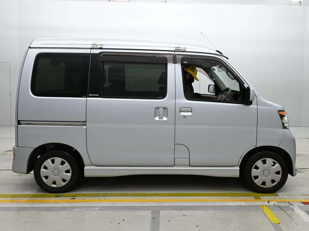 Daihatsu Atrai, миниатюра 3