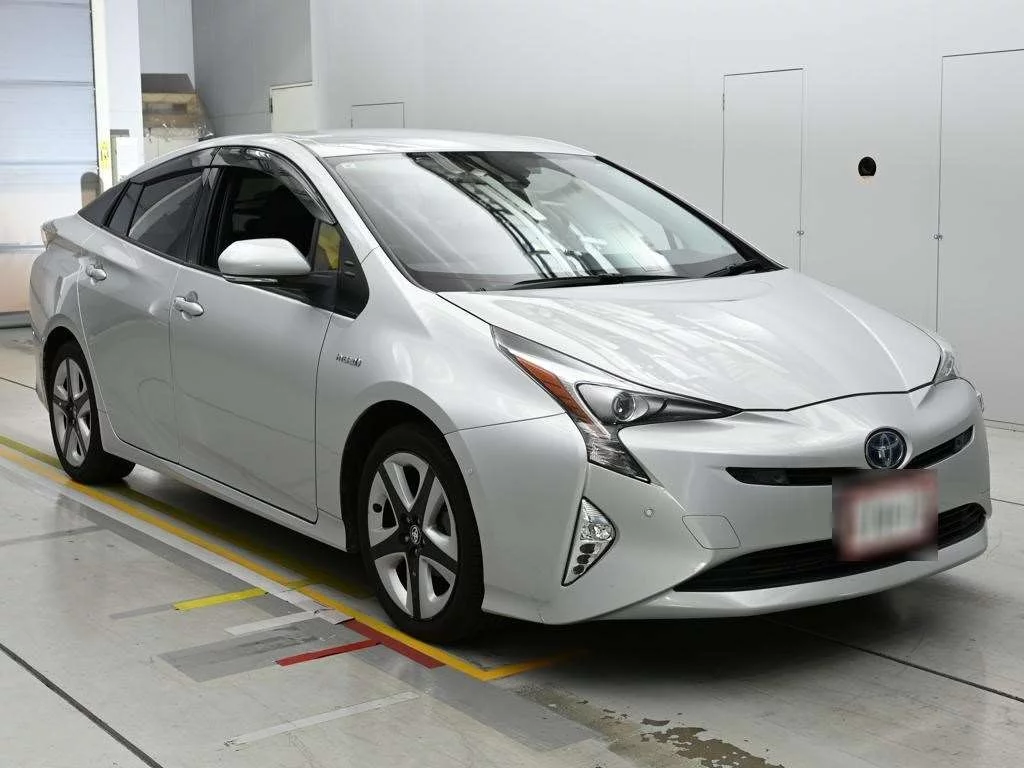 Toyota Prius A Touring Selection 4WD, миниатюра 5