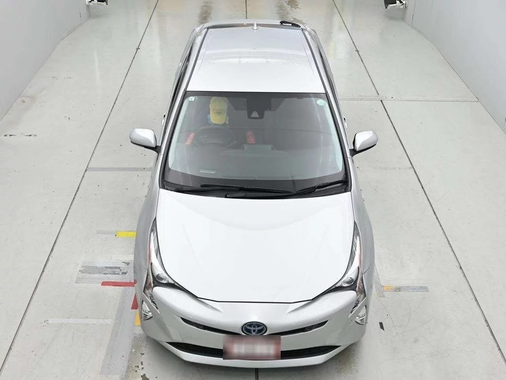 Toyota Prius A Touring Selection 4WD, миниатюра 7