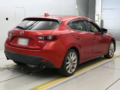 MAZDA AXELA