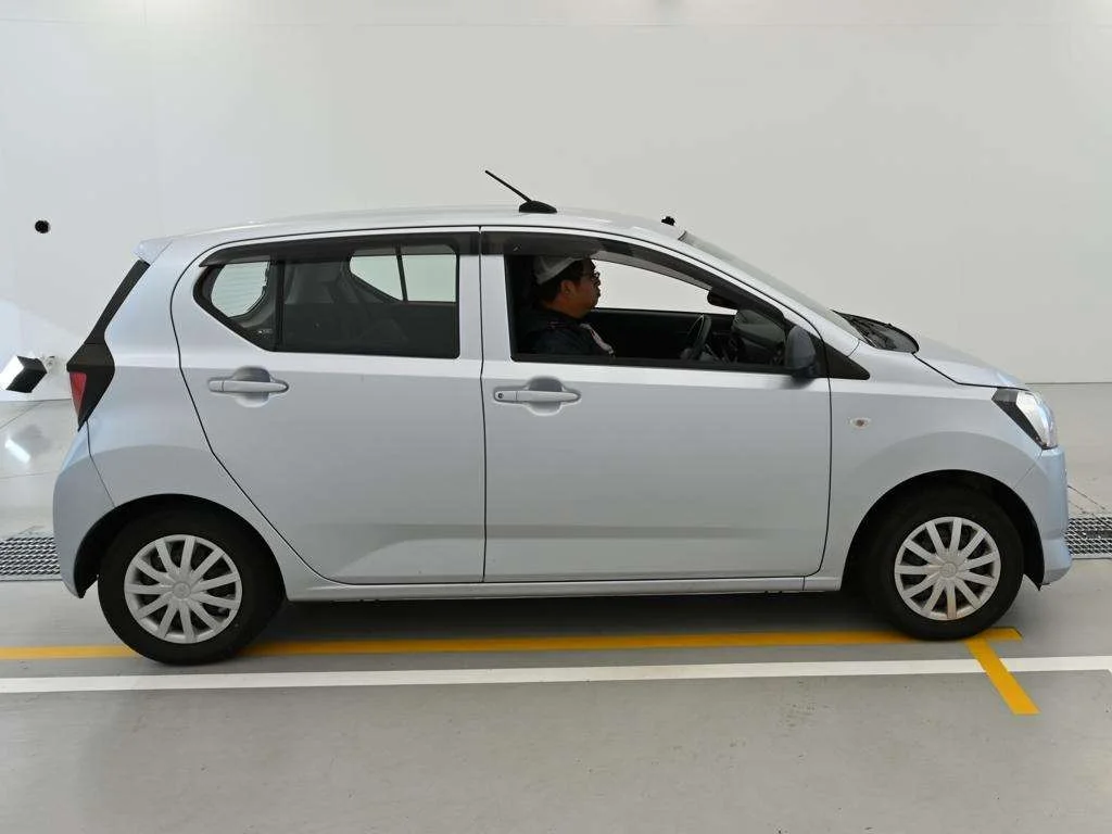 Daihatsu Mira L SA3 4WD, миниатюра 3