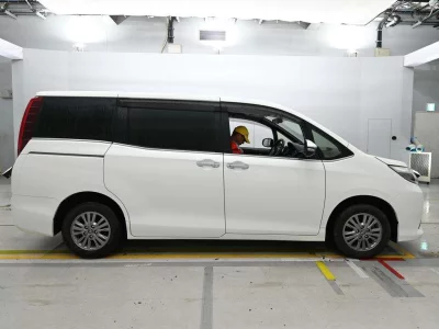 TOYOTA ESQUIRE