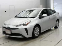 Цена авто Toyota Prius с аукционов Японии, номер кузова ZVW51, пробег 64 000, оценка 3