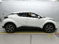 Цена авто Toyota C-HR с аукционов Японии, номер кузова NGX50, пробег 54 000, оценка 3