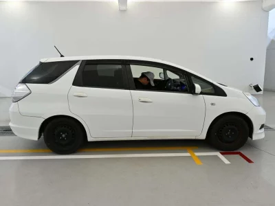 HONDA FIT SHUTTLE