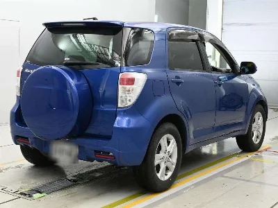 TOYOTA RUSH