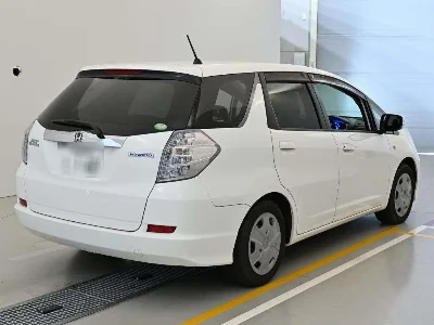 HONDA FIT SHUTTLE