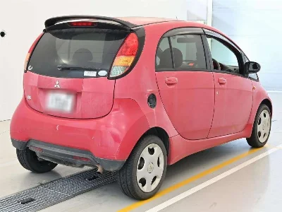 MITSUBISHI I