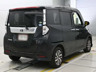 TOYOTA TANK