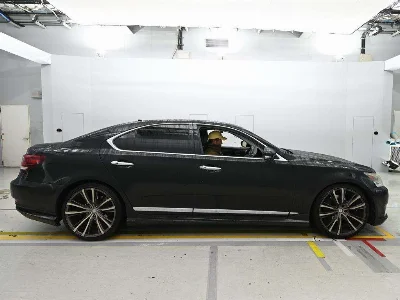 LEXUS LS