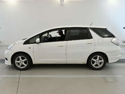 HONDA FIT SHUTTLE