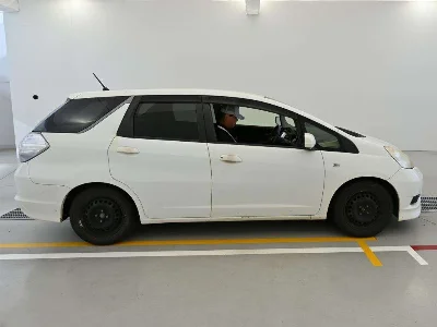 HONDA FIT SHUTTLE