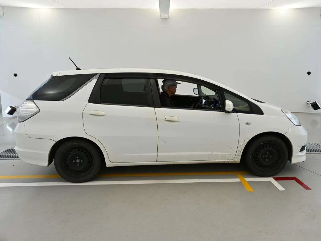 Honda Fit HYBRID -C, миниатюра 3
