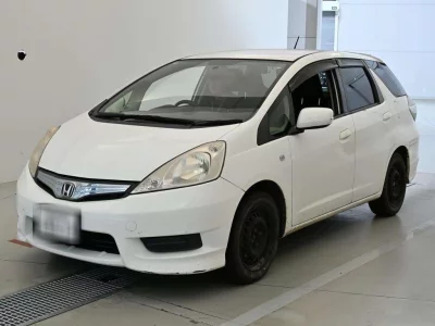 HONDA FIT SHUTTLE
