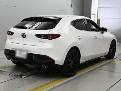MAZDA MAZDA3 FASTBACK