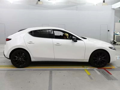 MAZDA MAZDA3 FASTBACK