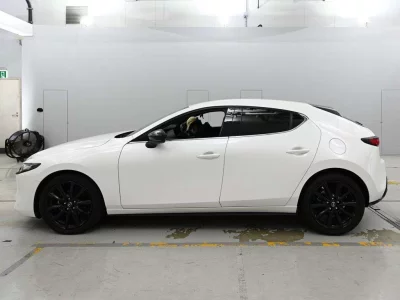 MAZDA MAZDA3 FASTBACK