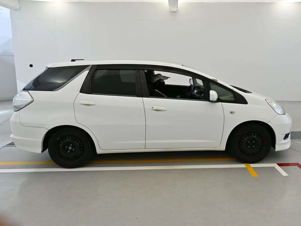 Honda Fit HYBRID -C, миниатюра 3