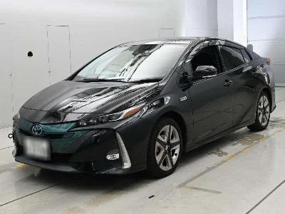 TOYOTA PRIUS PHV