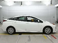 Цена авто Toyota Prius с аукционов Японии, номер кузова ZVW51, пробег 45 000, оценка 8