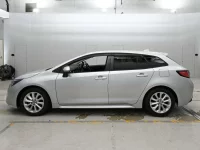 Цена авто Toyota Corolla Wagon с аукционов Японии, номер кузова ZWE211W, пробег 40 000, оценка 2