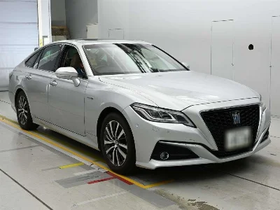 TOYOTA CROWN HYBRID