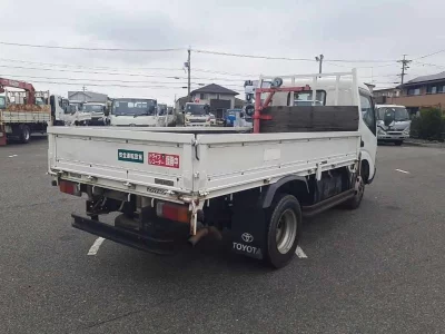 TOYOTA DYNA