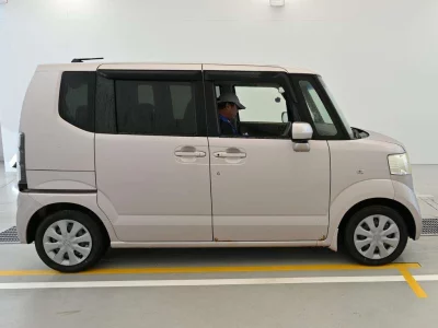 HONDA N BOX PLUS