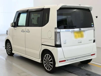 Honda N BOX CUSTOM