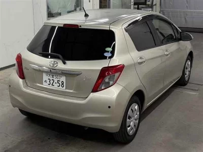 TOYOTA VITZ