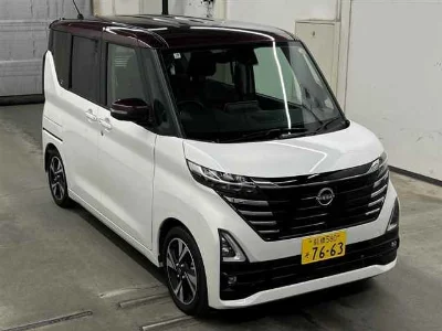 NISSAN ROOX