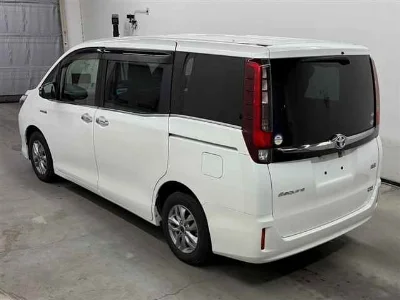 TOYOTA ESQUIRE